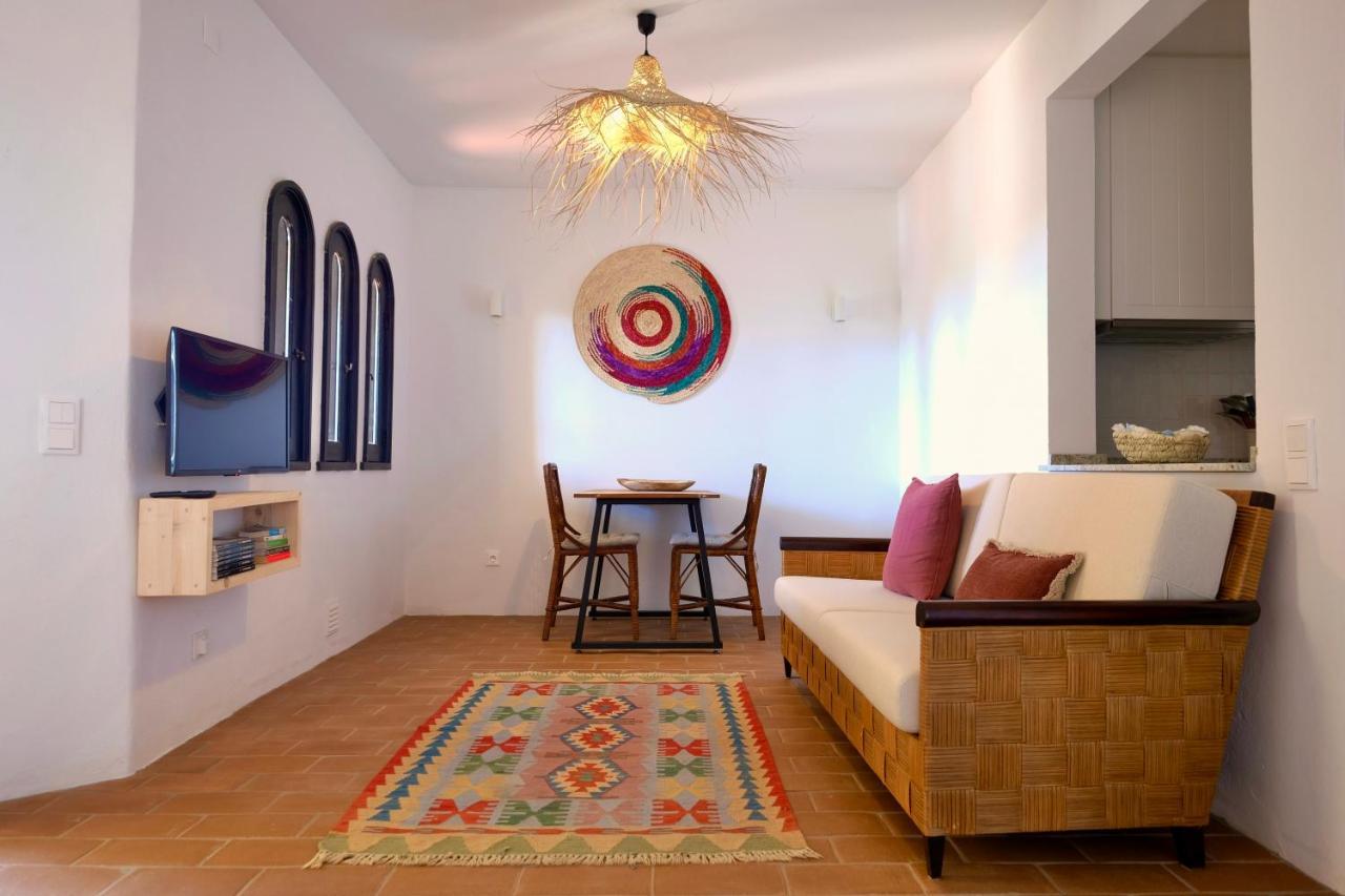 Cozy Beach Apartment W/ Sea View, Free Parking & Ac Carvoeiro  Extérieur photo