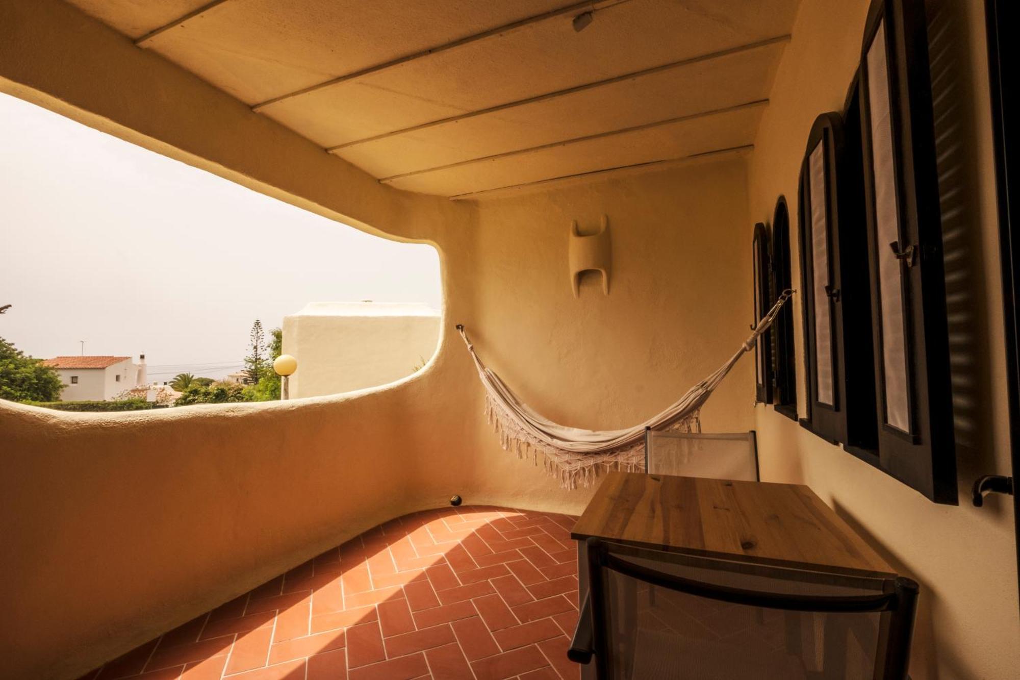 Cozy Beach Apartment W/ Sea View, Free Parking & Ac Carvoeiro  Extérieur photo